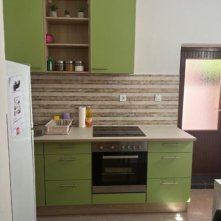 Appartamento Apartma Sunny Izola Esterno foto