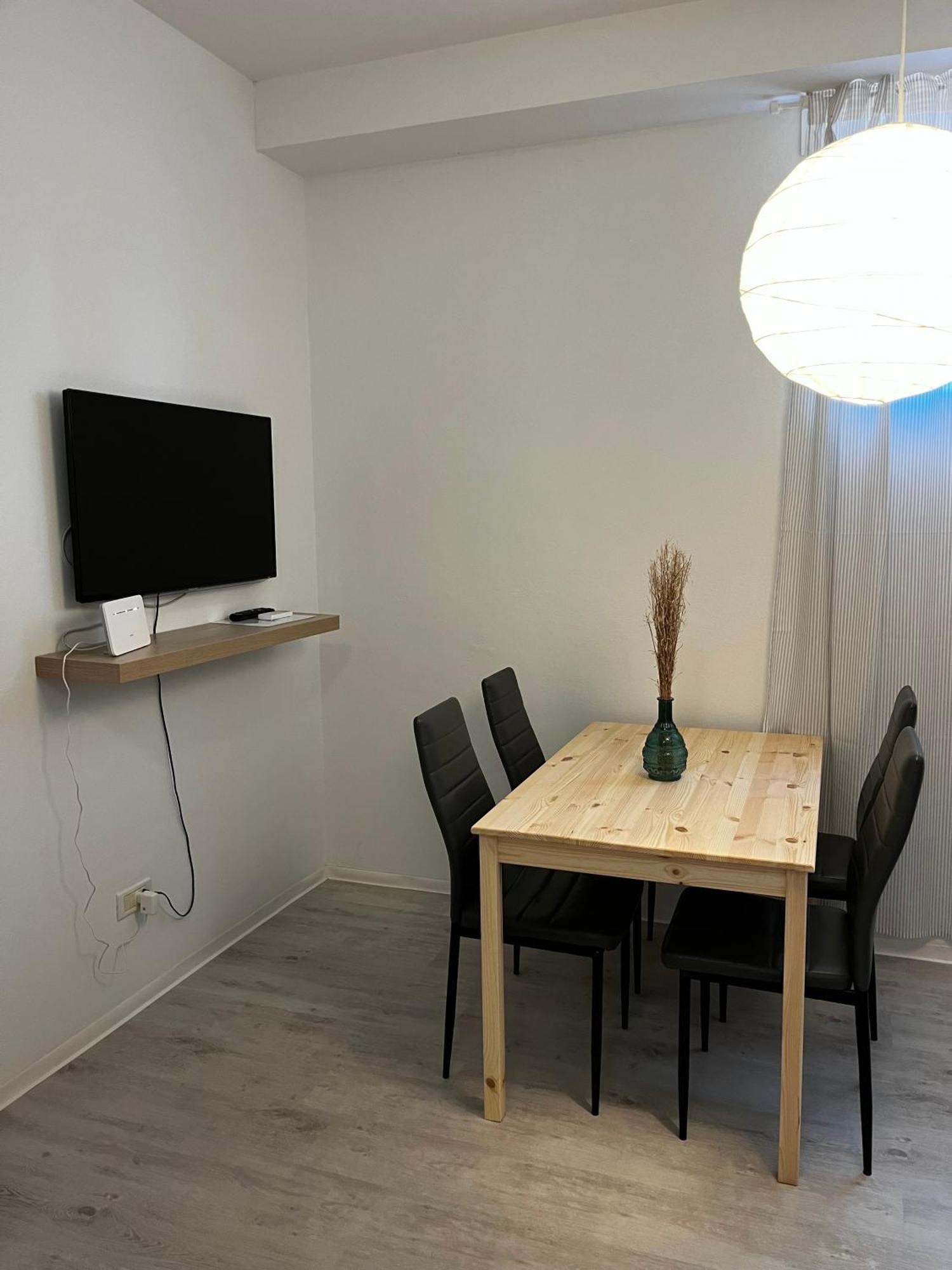 Appartamento Apartma Sunny Izola Esterno foto