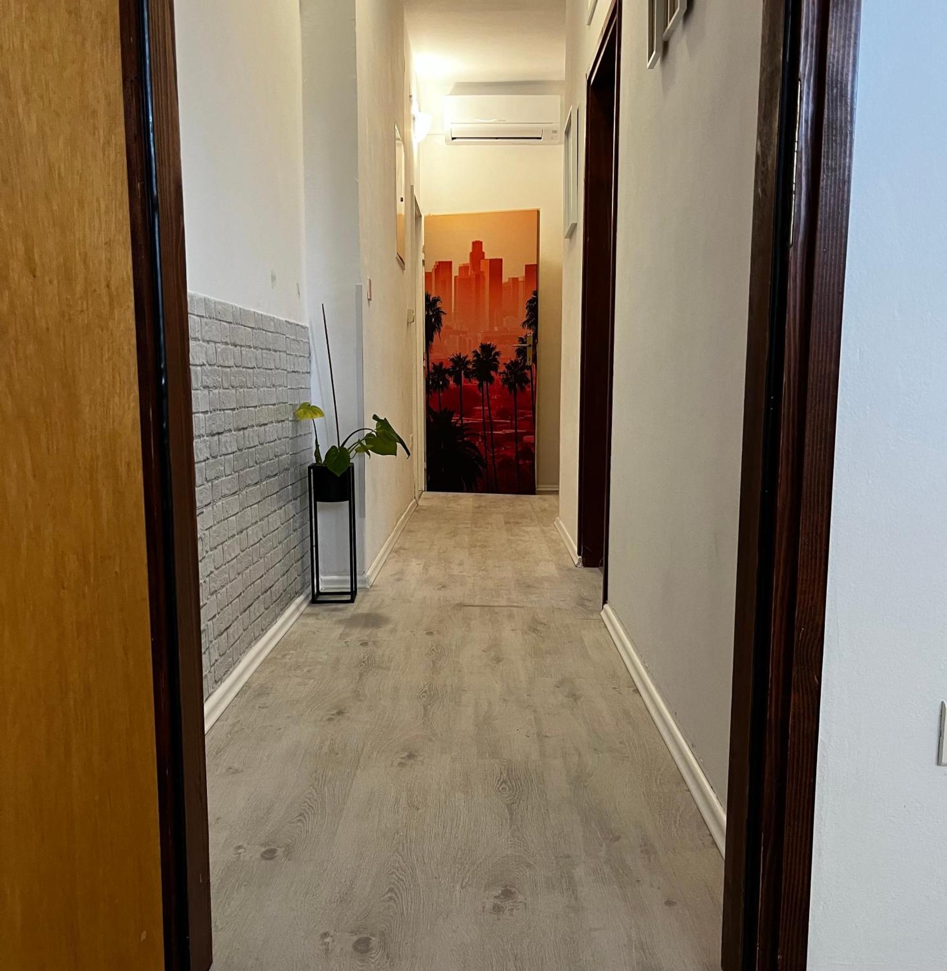 Appartamento Apartma Sunny Izola Esterno foto